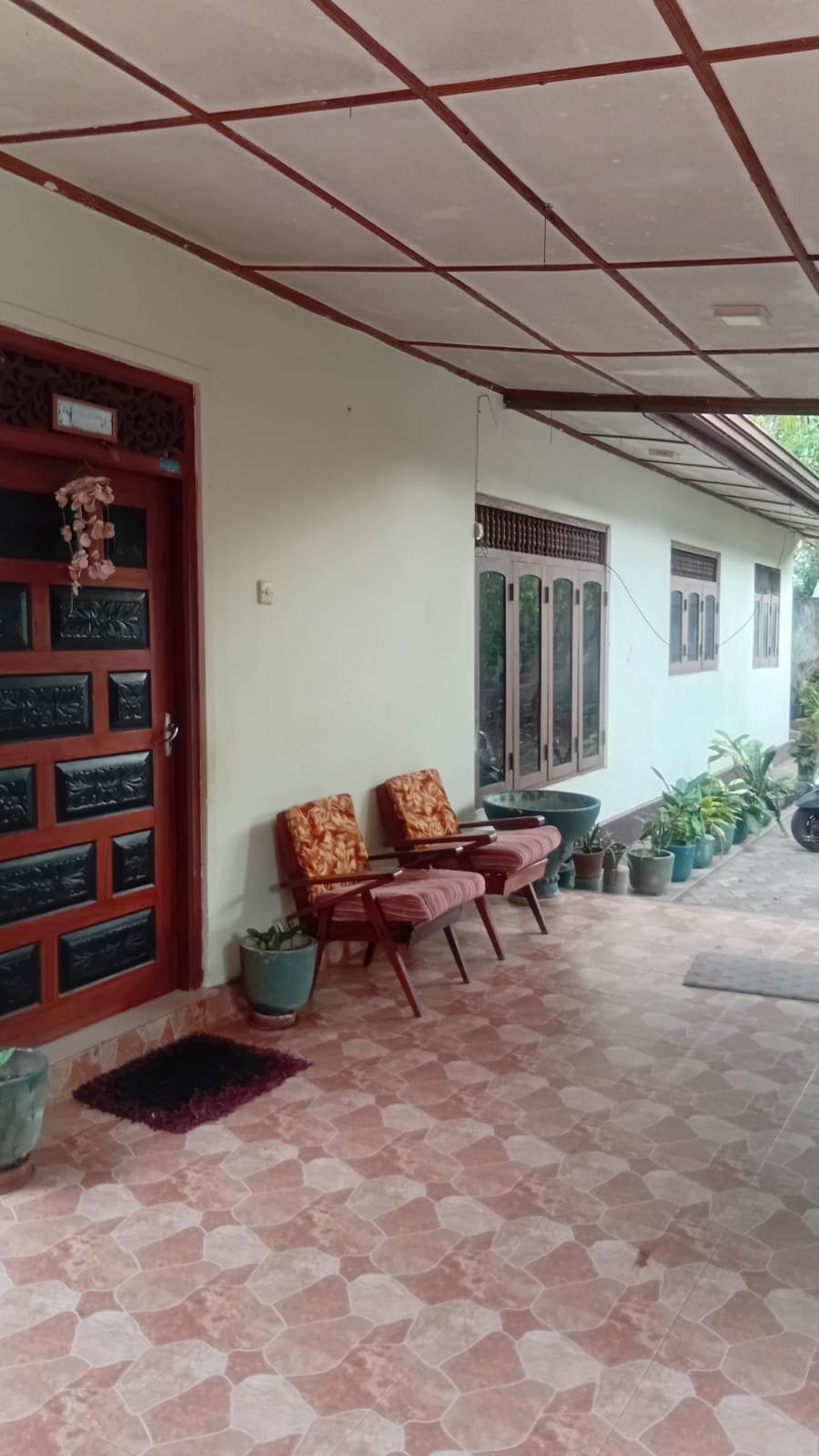 රාගම - කඳාන මැද පර්චස් 10.5 ක නිවසක් විකිණීමට