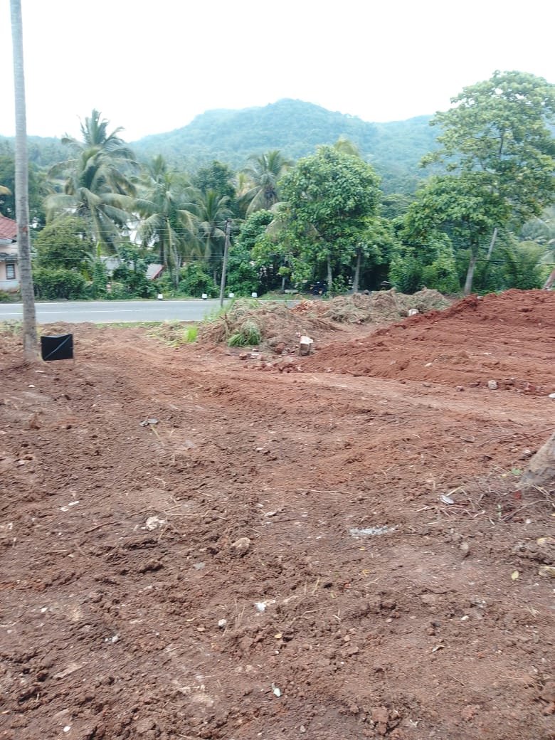 කෑගල්ල පොල්ගහවෙල ප්‍රධාන මාර්ගයට මුහුණලා දේවාලේගම නගර සීමාවේ වටිනා බිම් කොටසක් විකිණීමට