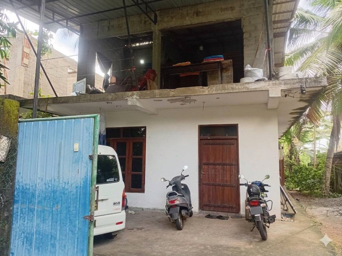කැස්බෑව, පොලගසෝවිටෙන් (අනුමත සැලසුම් සහිත) අලුත්ම දෙමහල් නිවස වහාම විකිණීමට - ලක්ෂ 130
