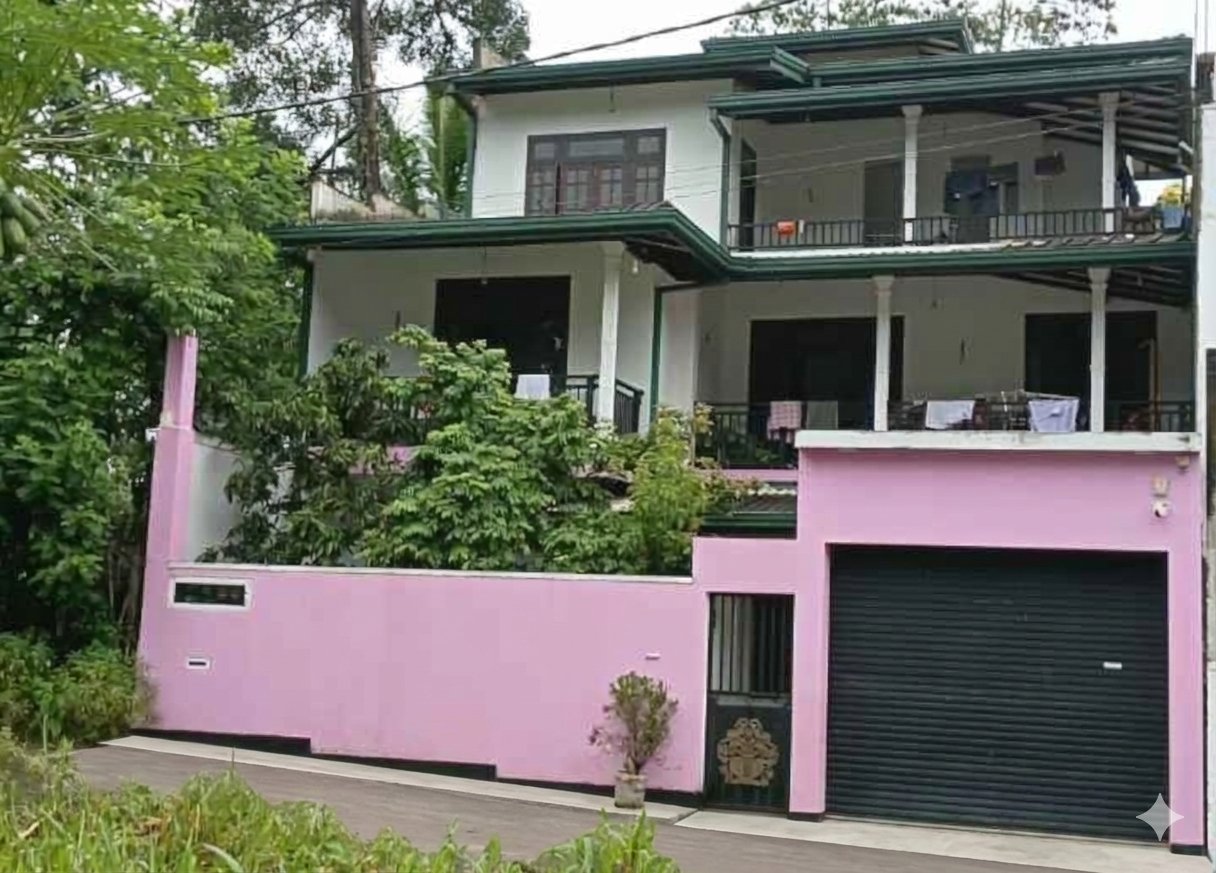 කරාපිටියෙන් මහල් 3ක අගනා නිවසක් විකිණීමට