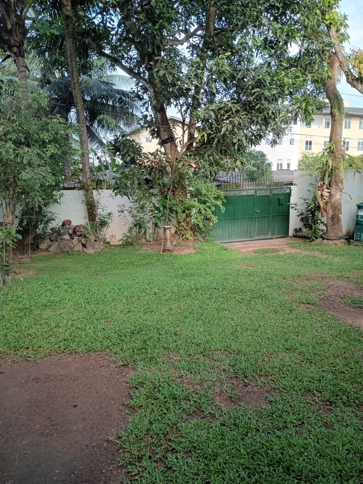 PRIME COMMERCIAL LAND FOR SALE – MAHARAGAMA / BORALESGAMUWA