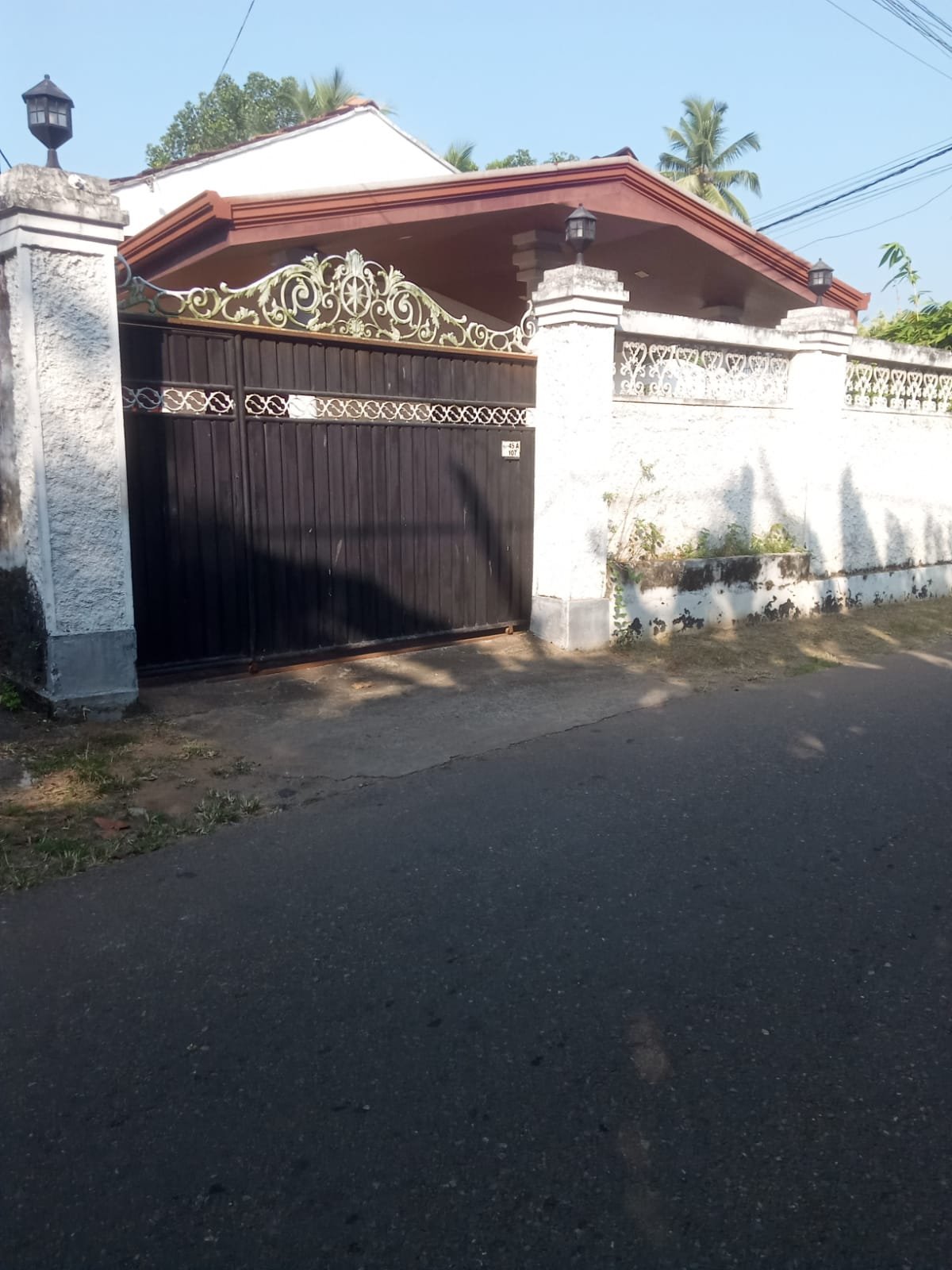 අගනා සම්පූර්ණ නිවසක් සමඟ කර්මාන්ත ශාලාවක් ඉතා ඉක්මනින් විකිණීමට - JA ELA