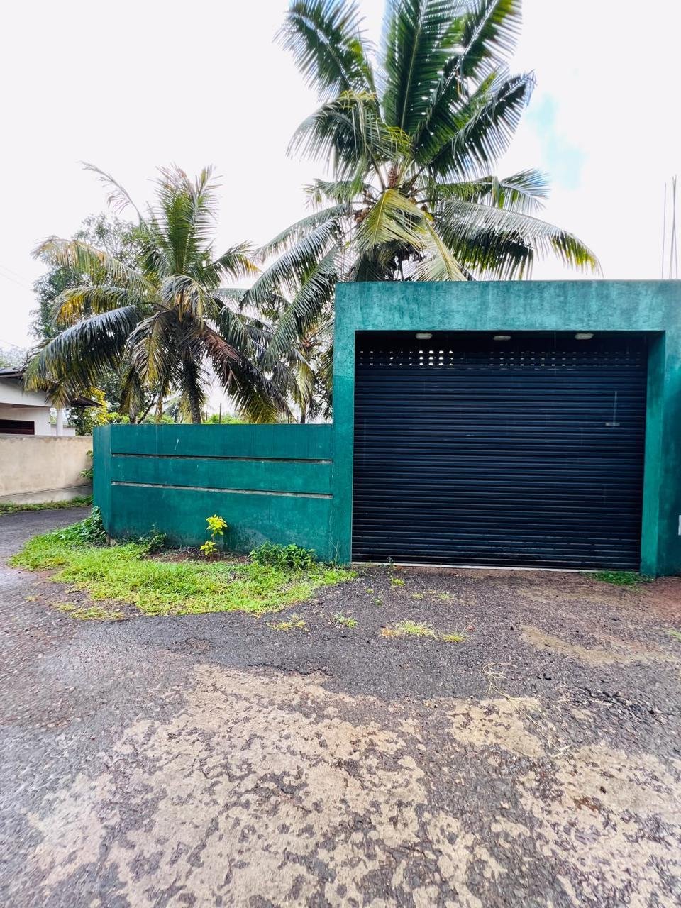 පිලියන්දල – කහතුඩුව අගනා නිවසක් සමඟ පර්චස් 15ක ඉඩමක් විකිණීමට
