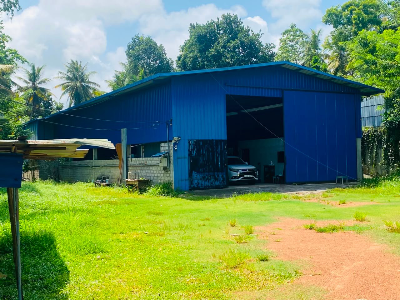 කර්මාන්ත ශාලාවක් විකිණීමට/බදු දීමට - වාද්දුව