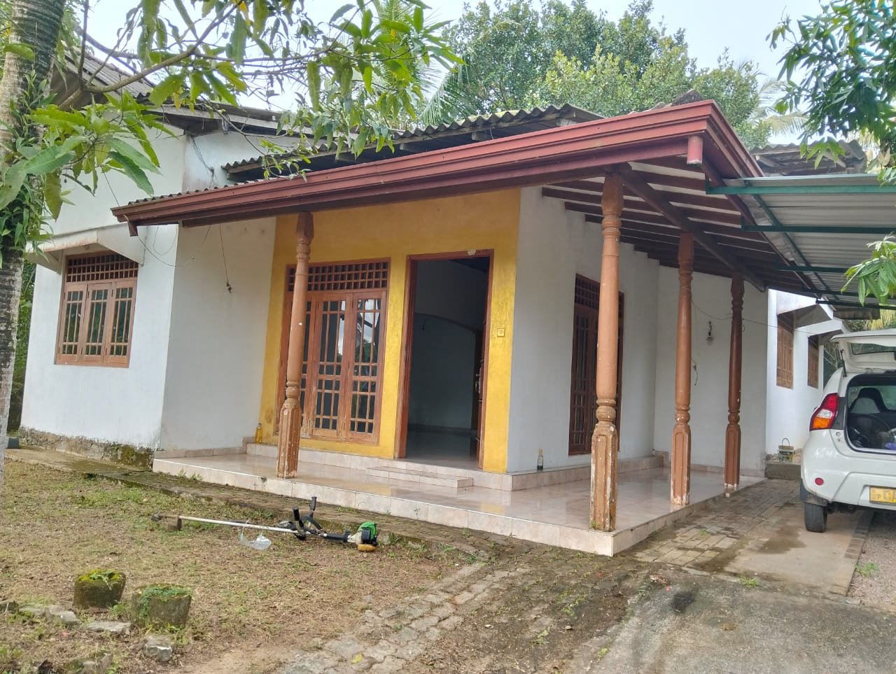කහතුඩුව, වෙනිවැල්කොළෙන් පර්චස් 20ක අගනා අලුත් නිවසක් වහාම විකිණීමට – ලක්ෂ 175