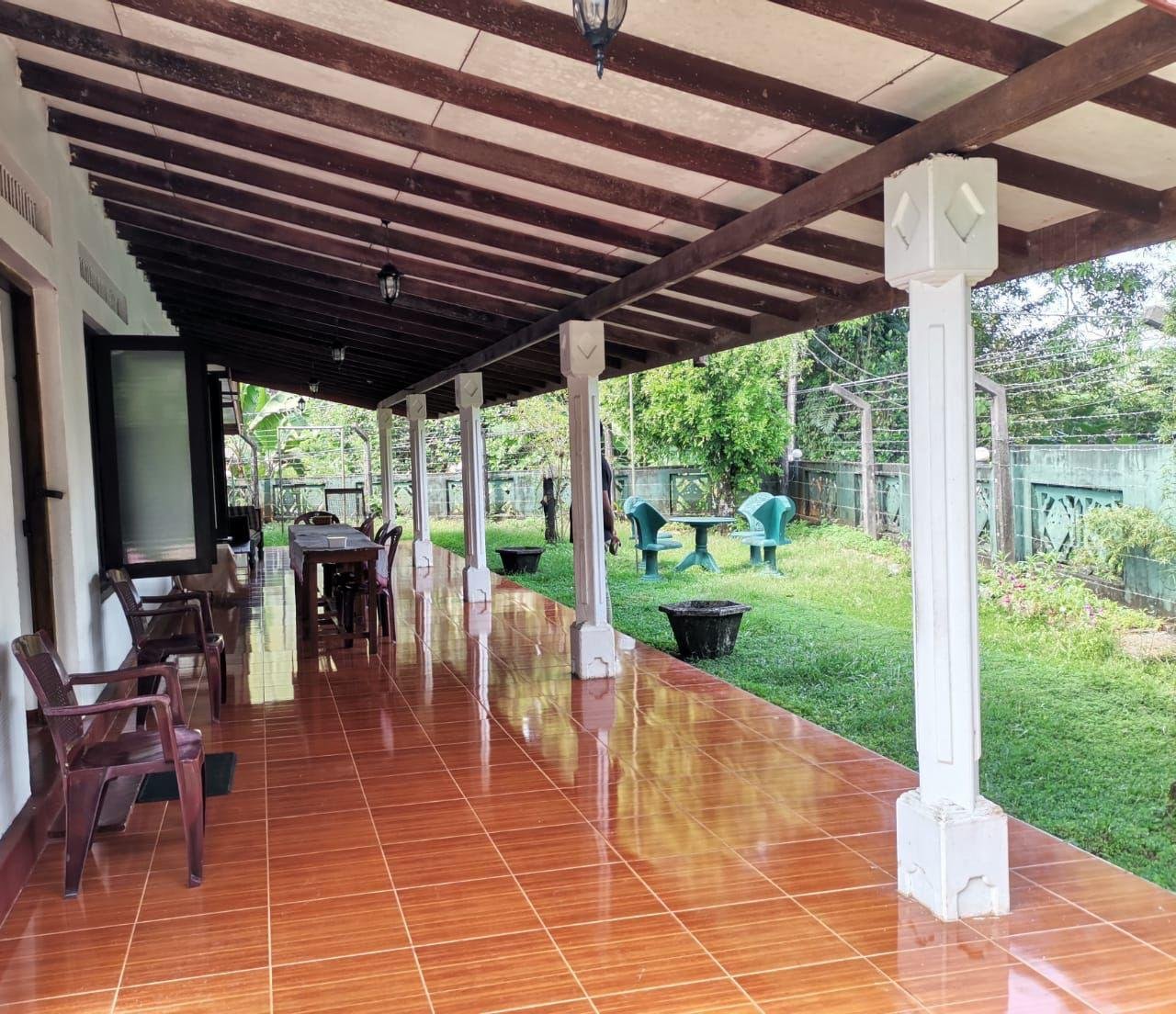 Spacious 7-Bedroom House for Sale – Mathugama