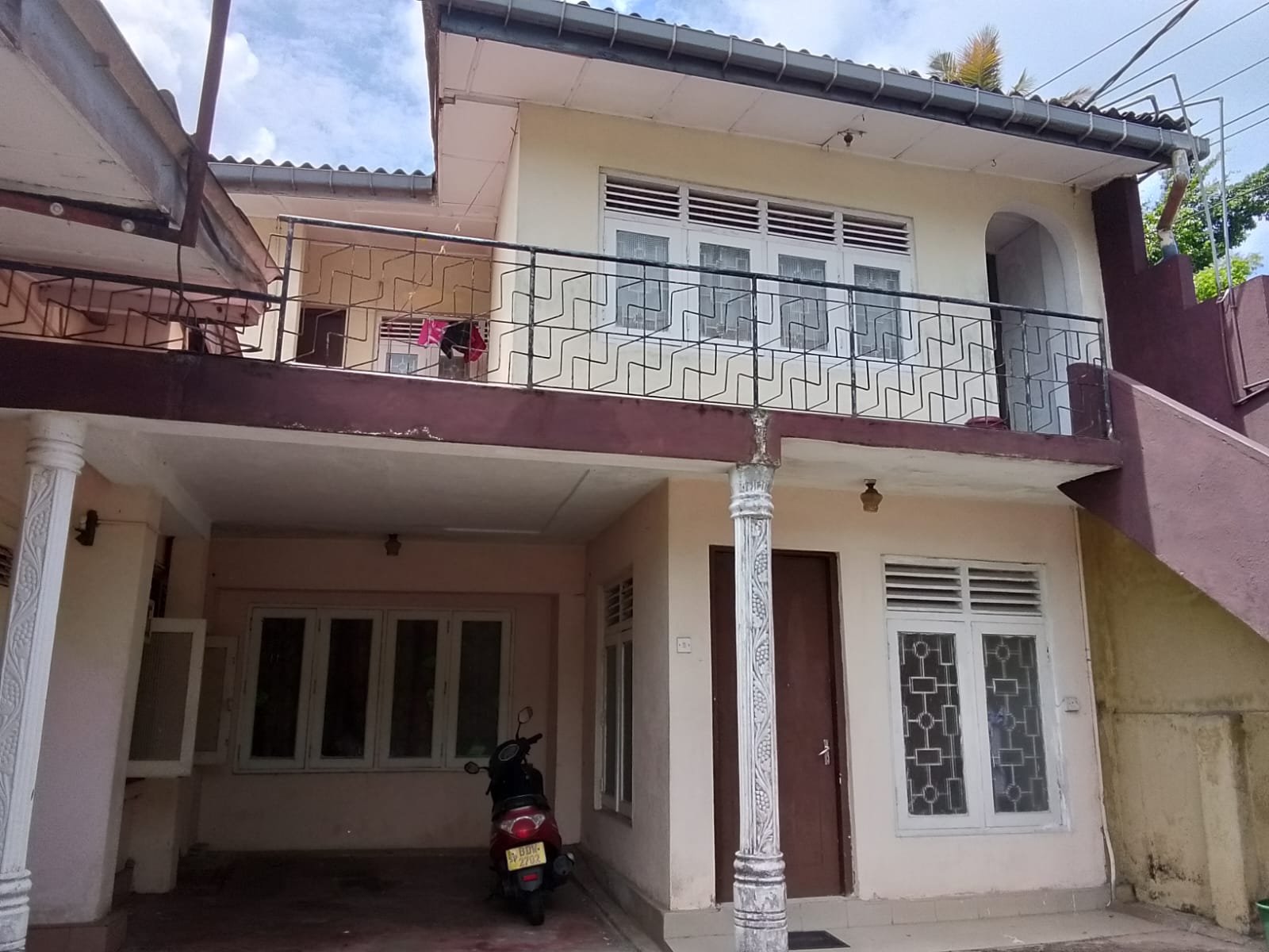 Luxury 5-Bedroom Architect-Designed House for Sale in Maharagama