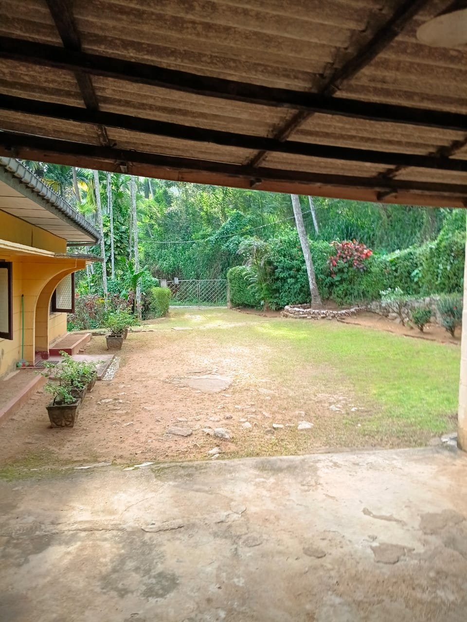 280 PERCHES OF LAND WITH HOUSE FOR SALE – PERADENIYA, MAHAKANDA