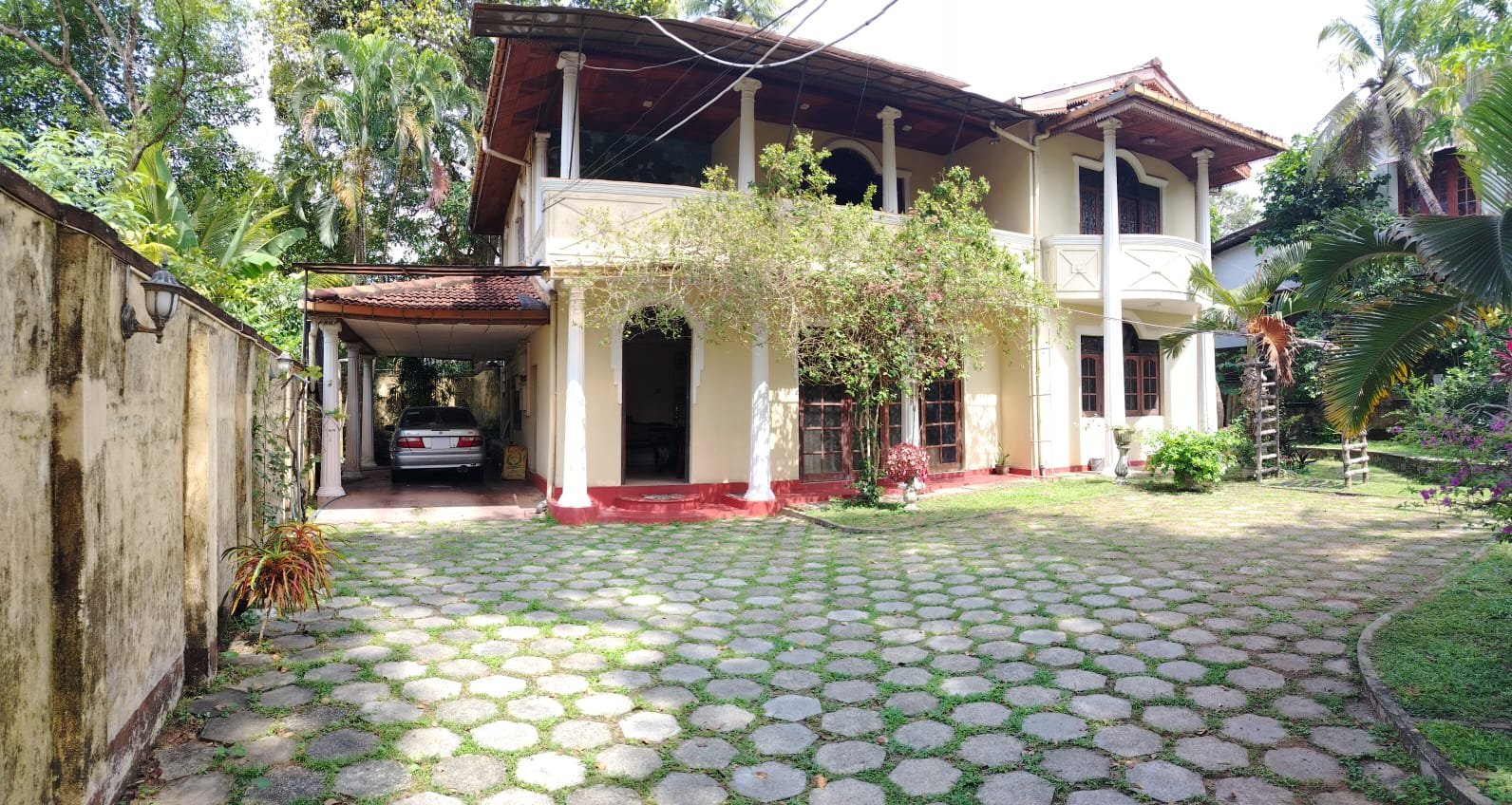 HOUSE FOR SALE IN NUGEGODA
